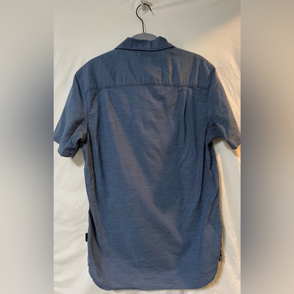 North Face men’s shirt - Picture 2 of 4